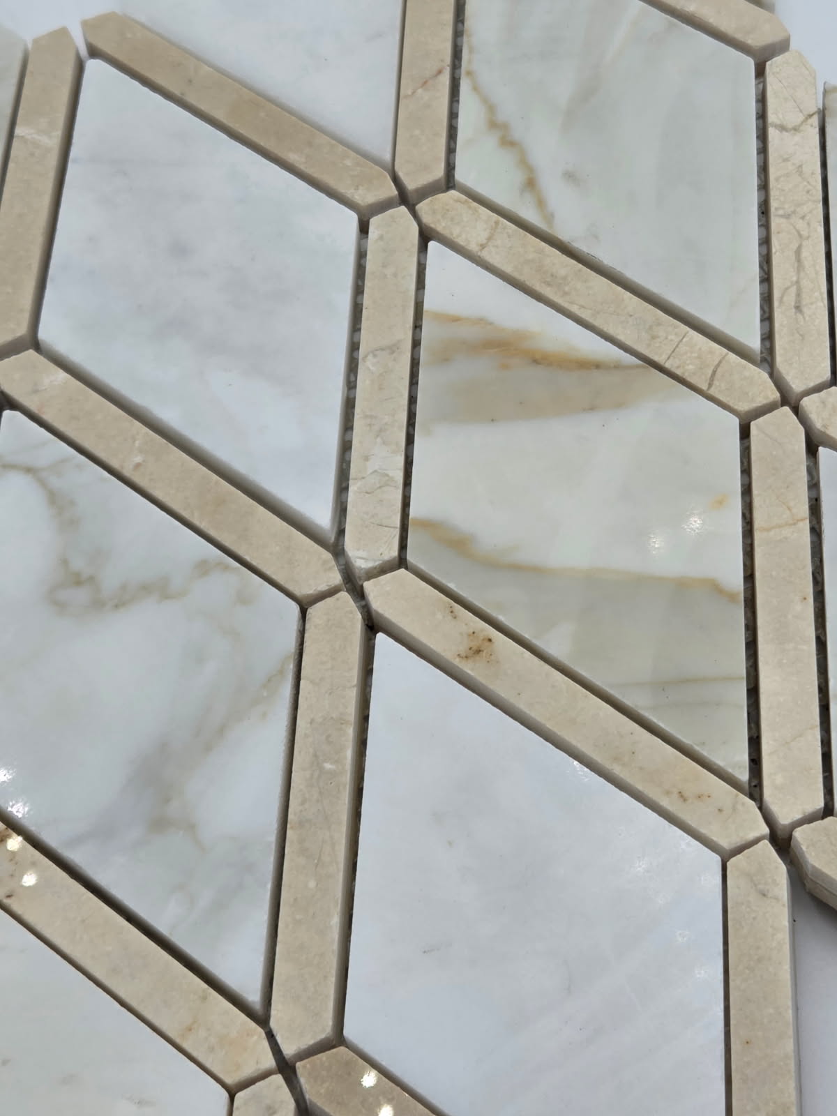 Industry Tile Natural Stone Waterjet Mosaic ( 5 pc per case) 2551